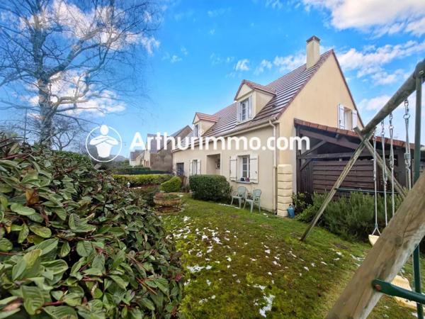 Vente Maison 6 pièces 110 m2 à Savigny-le-Temple