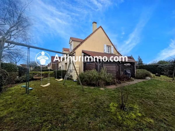 Vente Maison 6 pièces 110 m2 à Savigny-le-Temple