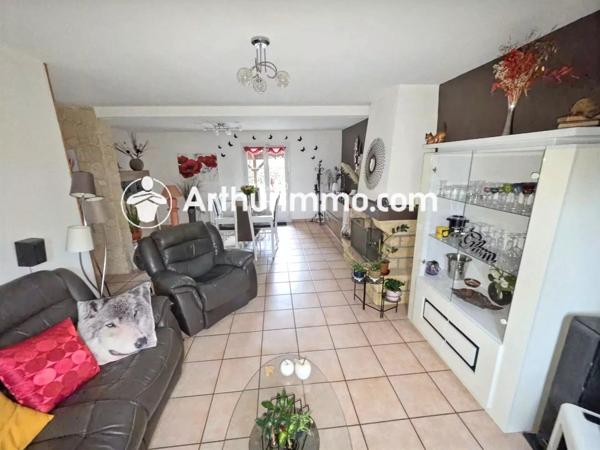 Vente Maison 6 pièces 110 m2 à Savigny-le-Temple