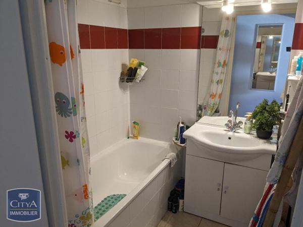 Appartement à louer 2 pièces 47.88m²