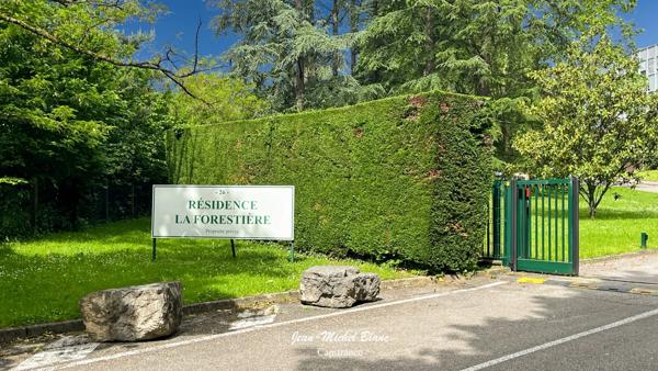 Appartement à vendre 4 pièces ECULLY (69)