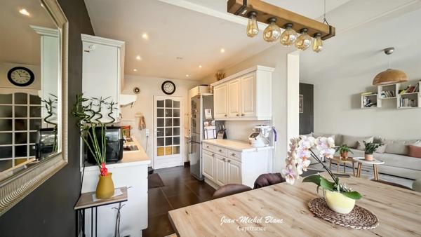 Appartement à vendre 4 pièces ECULLY (69)