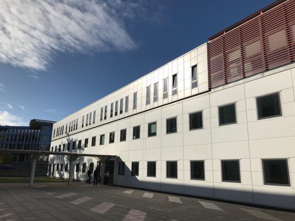 Bureaux à louer à Saint-Herblain accessibilité PMR et parkings sous-sol