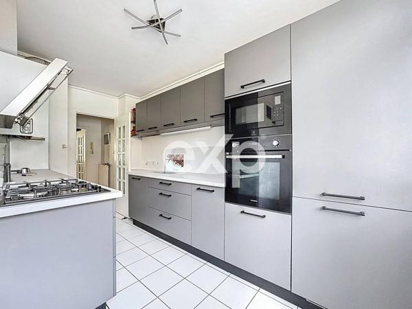 Meylan – Quartier des Ayguinards, appartement familial traversant 5 pièces (101 m²)