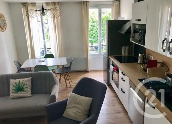 Appartement F4 à vendre  4 pièces - 64,42 m 2   LISIEUX  - 14