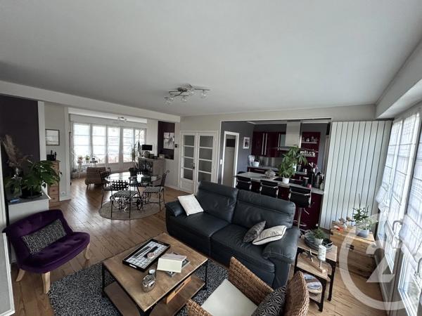 Appartement F4 à vendre  4 pièces - 64,42 m 2   LISIEUX  - 14