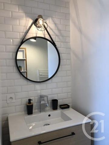 Appartement F4 à vendre  4 pièces - 64,42 m 2   LISIEUX  - 14