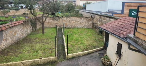 Immeuble à vendre    12 pièces • 250 m2 Nancy