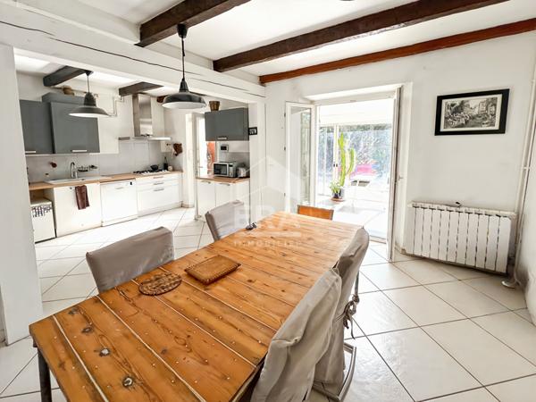 EXCLUSIVITE  - LES PENNES MIRABEAU - Maison T5 3 chambres de 98m2 environ dont véranda sur une parcelle de 157m2