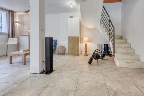 Gémenos – Villa lumineuse avec jardin, terrasse plein sud et potentiel 3ᵉ chambre