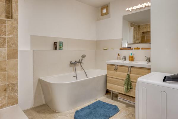 Gémenos – Villa lumineuse avec jardin, terrasse plein sud et potentiel 3ᵉ chambre