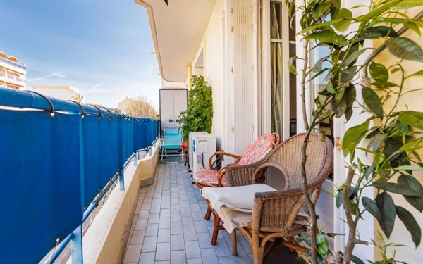 Appartement à vendre    2 pièces • 51,65 m2 Juan-les-Pins - Antibes