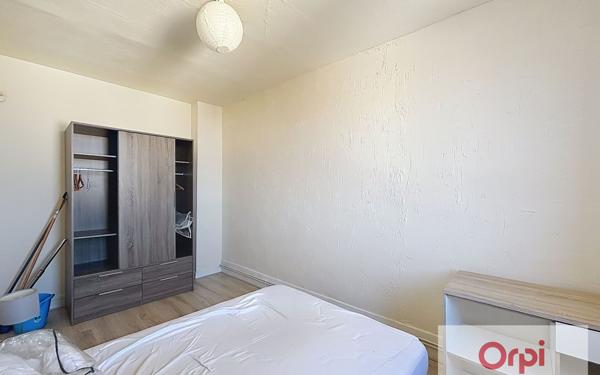 Appartement à louer    2 pièces • 44 m2 Commentry