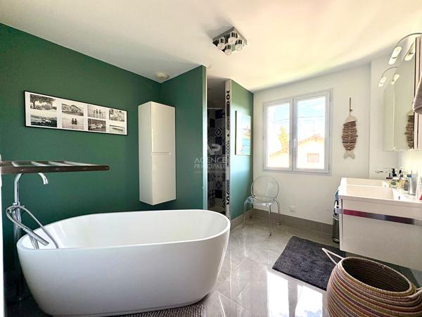 Maison Conflans Sainte Honorine 7 pièce(s) 118 m2 495 000 € **  - Référence  8302