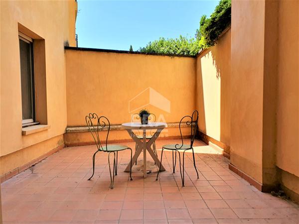 BUREAUX 75m² Aix-en-Provence haut du Cours Mirabeau - Accès PMR - Place de parking privative en option