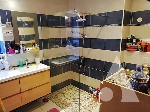 Maison 6 pièces 203 m2