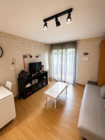 Studio à Lille avec terrasse et parking