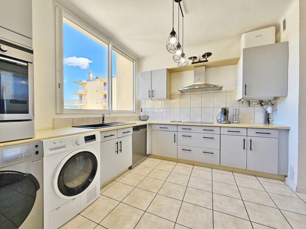 AJACCIO Montée Saint Jean - Spacieux T4 rénové Ajaccio (20090)