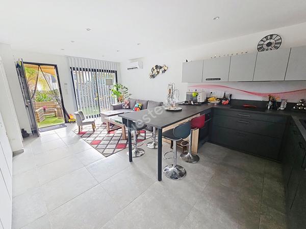 Maison Six Fours Les Plages de 3 pièces - Les Puérats