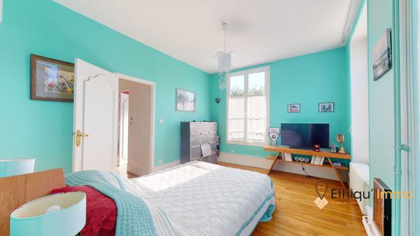 maison de maître rénovée en plein coeur de bar-sur-aube