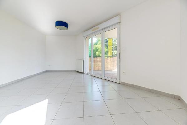 Beau T4 lumineux avec terrasse et place de parking