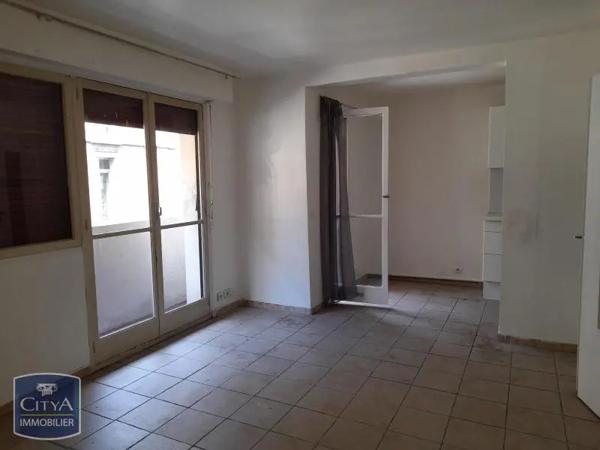 Appartement à louer 2 pièces 42.82m² Marseille 5e Arrondissement (13005)