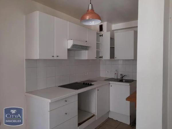 Appartement à louer 2 pièces 42.82m² Marseille 5e Arrondissement (13005)