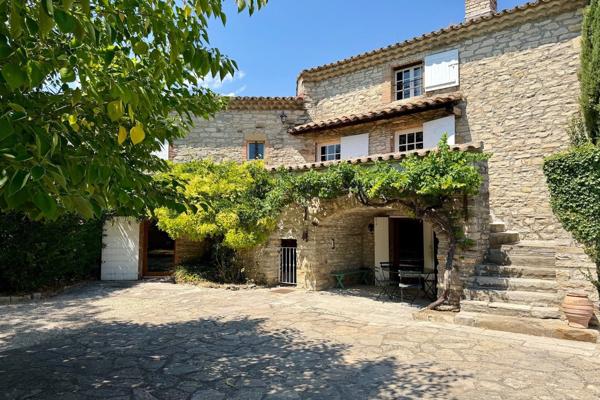 Vente Maison de luxe Uzès 6 Pièces 170 m²