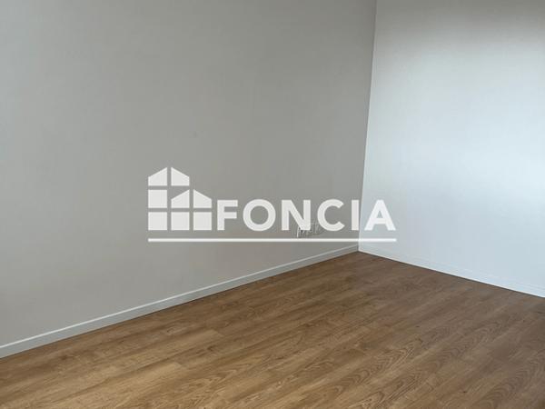Location Appartement 3 pièces 75.05 m² - 7 RUE GUSTAVE NADAUD Wasquehal 59290