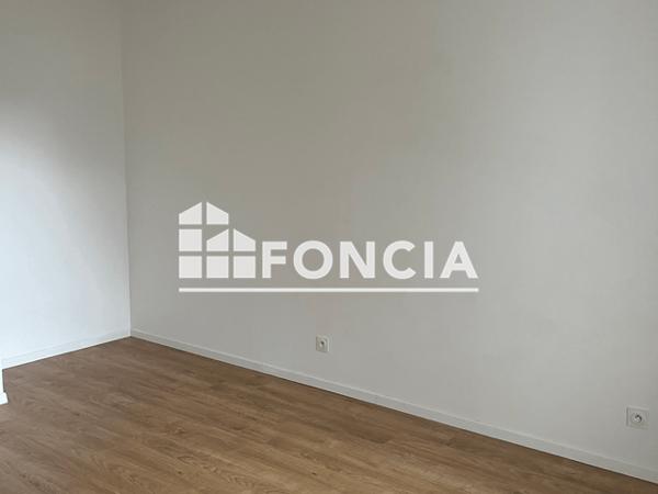 Location Appartement 3 pièces 75.05 m² - 7 RUE GUSTAVE NADAUD Wasquehal 59290