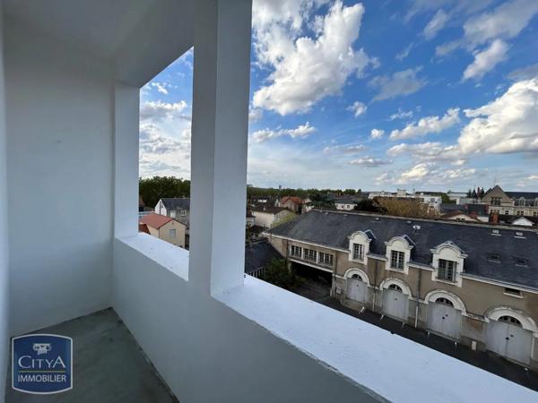 Appartement à louer 3 pièces 73.32m² Châtellerault (86100)