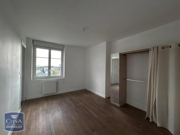 Appartement à louer 3 pièces 73.32m² Châtellerault (86100)