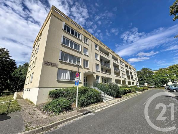 Appartement F4 à vendre  4 pièces - 85 m 2   COMPIEGNE  - 60