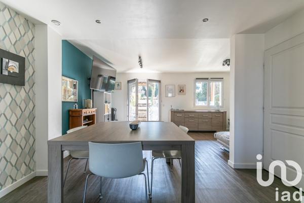 House for sale 5 rooms 112 m² Rosny-sous-Bois