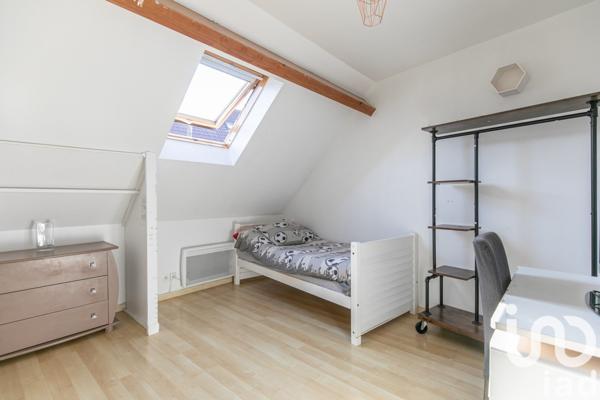 House for sale 5 rooms 112 m² Rosny-sous-Bois