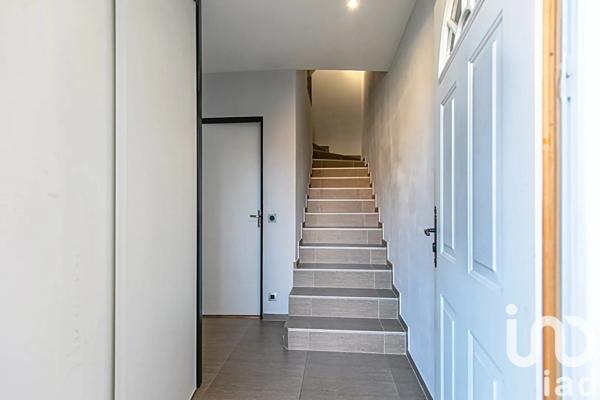 House for sale 5 rooms 112 m² Rosny-sous-Bois