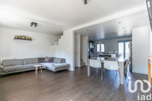 House for sale 5 rooms 112 m² Rosny-sous-Bois