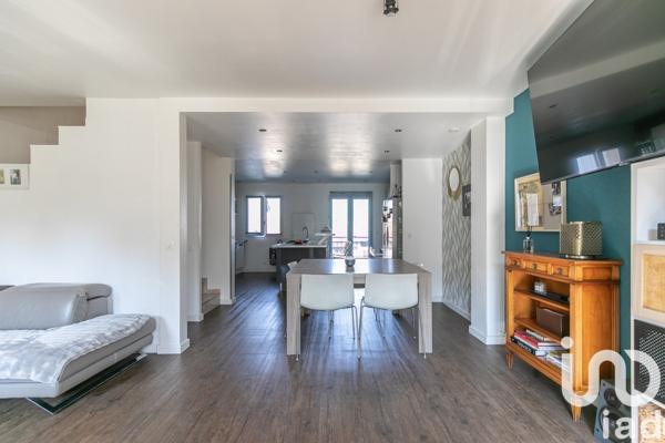 House for sale 5 rooms 112 m² Rosny-sous-Bois