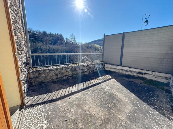 Saint-Sernin-sur-Rance (12380) Charmante maison en pierres meublée avec terrasse et vue dégagée – Saint-Sernin Sur Rance