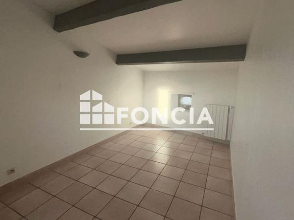 Location Appartement 5 pièces 86.9 m² - 16 RUE PIERRE TAILLANT Pont Saint Esprit 30130