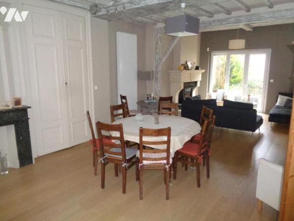 Maison en centre ville de 216 m² habitable 