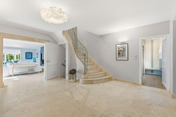 Vente Maison de luxe Divonne-les-Bains 9 Pièces 364 m²