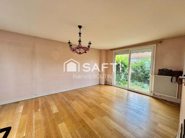 MAISON DE VILLE 3 CHAMBRES ET GARAGE A NIORT !