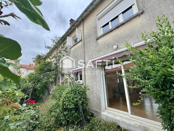 MAISON DE VILLE 3 CHAMBRES ET GARAGE A NIORT !