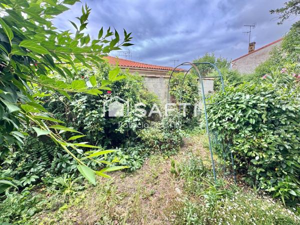 MAISON DE VILLE 3 CHAMBRES ET GARAGE A NIORT !