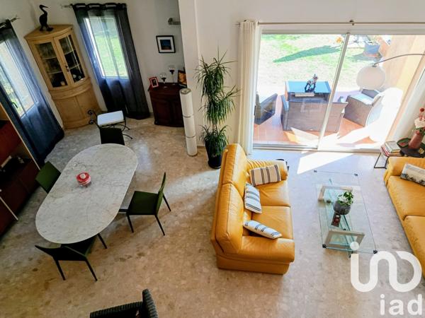 Maison à vendre 4 pièces 140 m² Aubagne