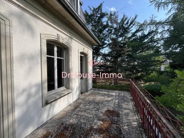 Maison à vendre 10 pièces de 244 m²