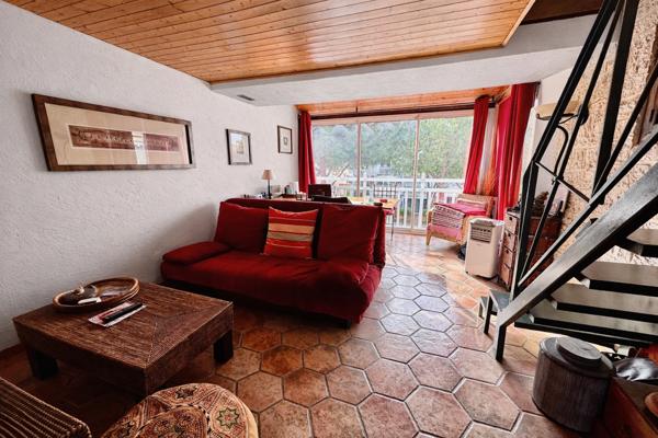 Palavas-les-Flots (34250) Palavas les flots T2 + mezzanine 59 m2 utiles- Résidence sécurisée avec piscine