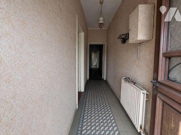 Maison à vendre à Quiévrechain.

Une maison d'habitation d'une surface habitable de 94,68 m²,...