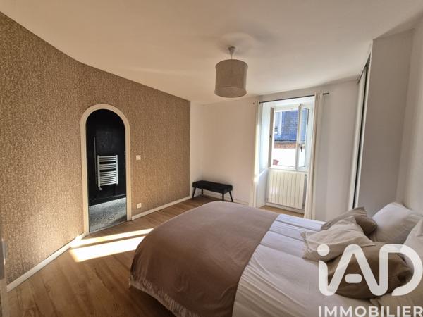 Location appartement 4 pièces 103 m² Tarbes